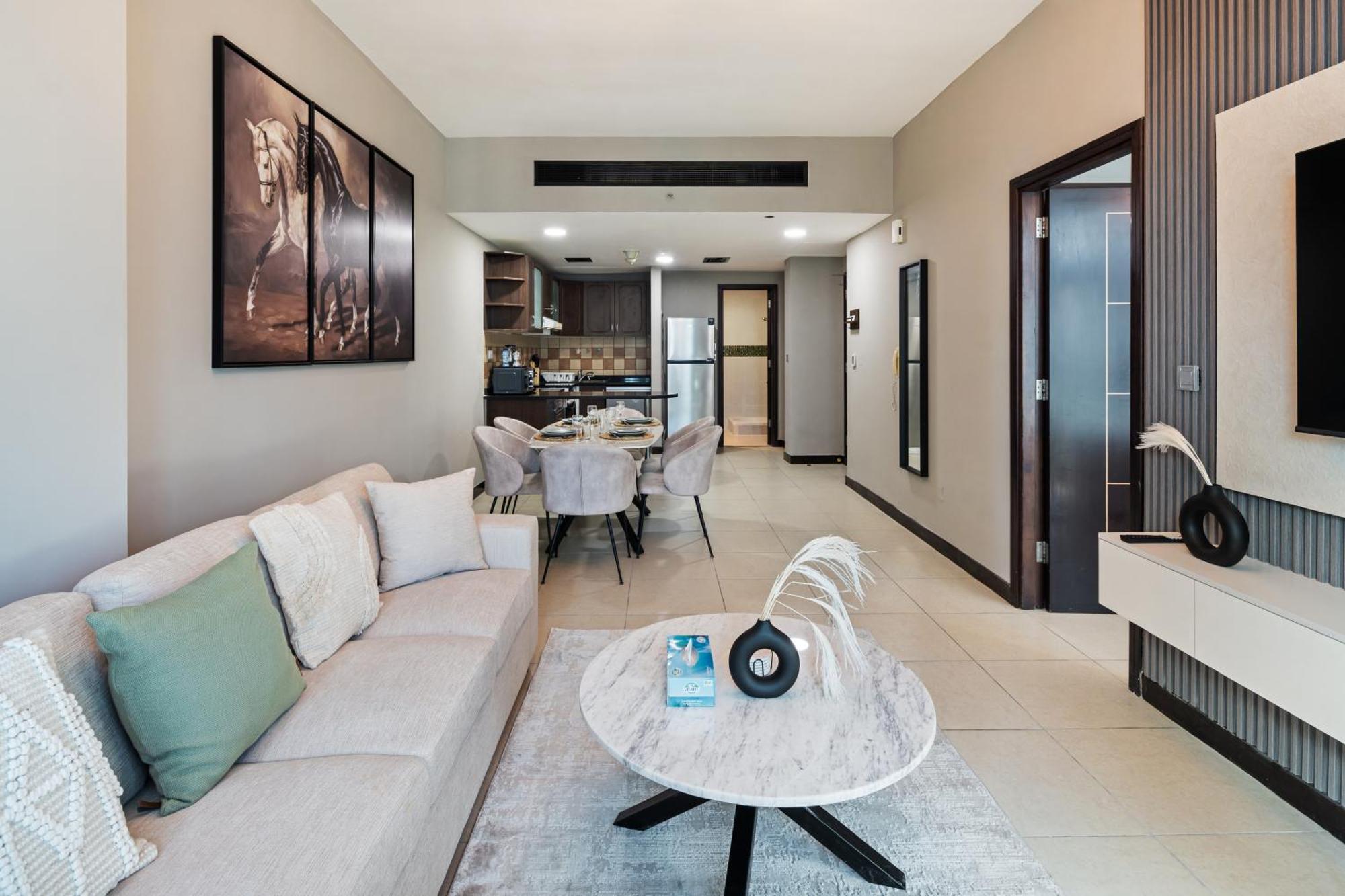 Cozy Modern One Bedroom In Indigo Tower Dubai Exterior foto